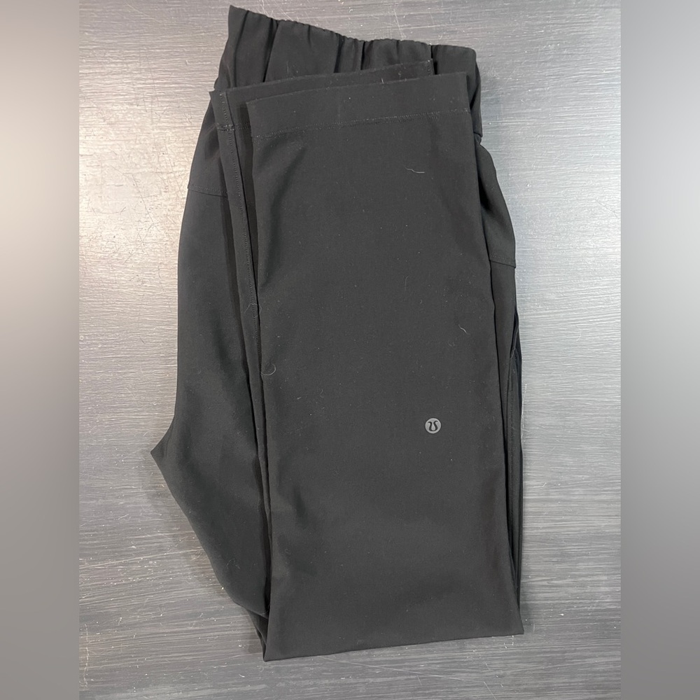 Lululemon Stretch High-Rise Pant 7/8 Length Black Sz 6 Comfort Casual Pull On - Picture 7 of 7